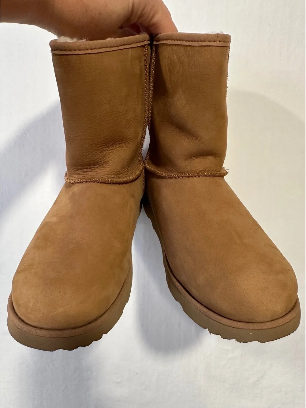 UGG Classic Mini II Boots Chestnut Brown Women’s Size 7 Suede Shearling